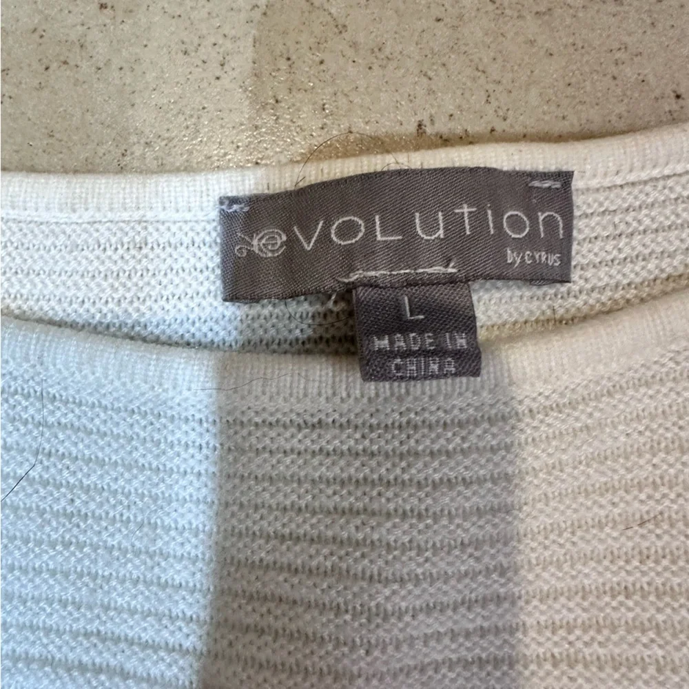 Evolution Colorblock pink sweater - Picture 2 of 2